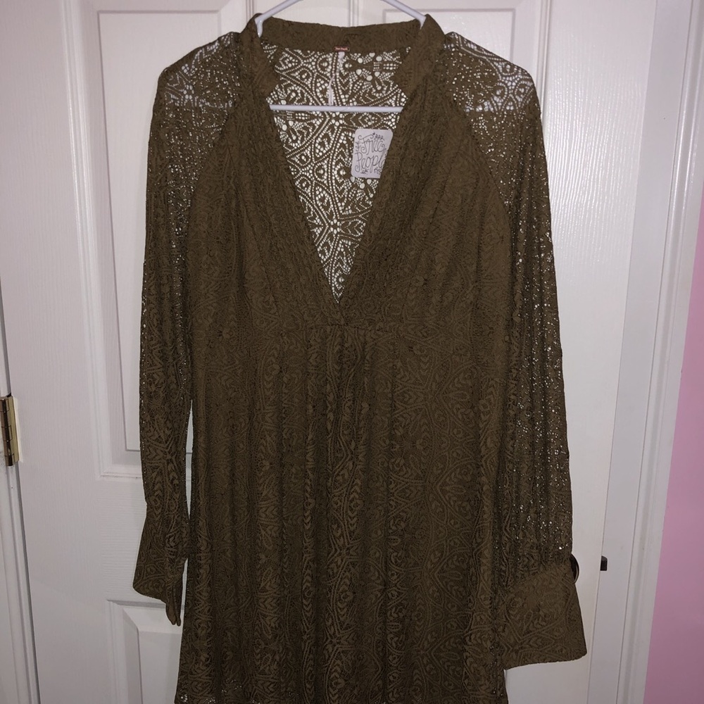 NWT FREE PEOPLE OLIVE LACE DRESS